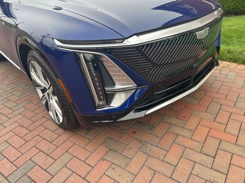 2024 Cadillac LYRIQ Luxury