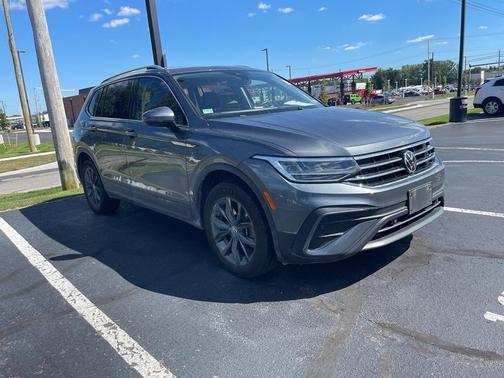 2022 Volkswagen Tiguan 2.0T SE
