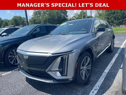 Silver Metallic 2024 Cadillac LYRIQ Luxury