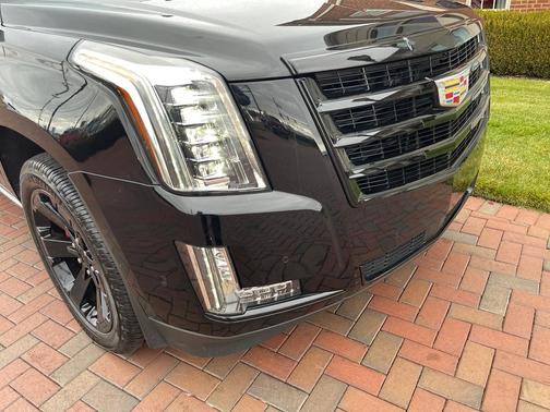 2019 Cadillac Escalade Premium Luxury
