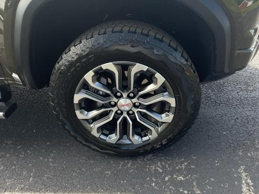 Deep Bronze Metallic 2023 GMC Canyon Denali