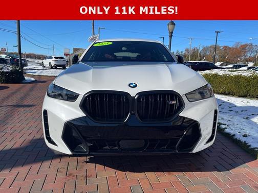 2025 BMW X6 M60i
