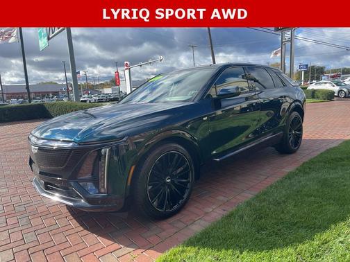 2024 Cadillac LYRIQ Sport