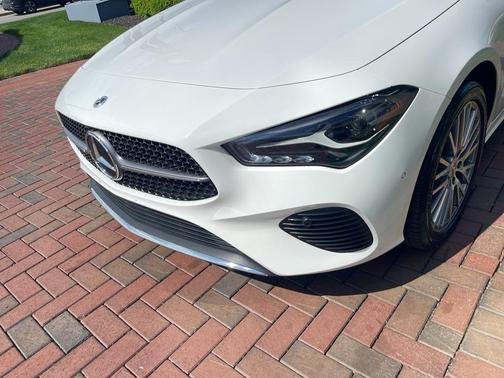 Polar White 2025 Mercedes-Benz CLA 250 Base 4MATIC