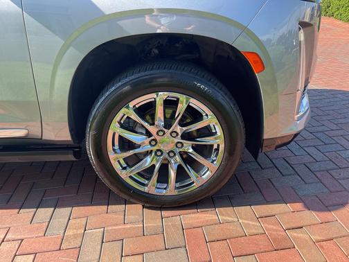 2023 Cadillac Escalade ESV Premium Luxury Platinum