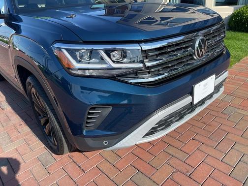 2022 Volkswagen Atlas Cross Sport 3.6L V6 SE w/Technology