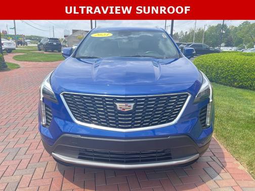 Wave Metallic 2023 Cadillac XT4 Premium Luxury