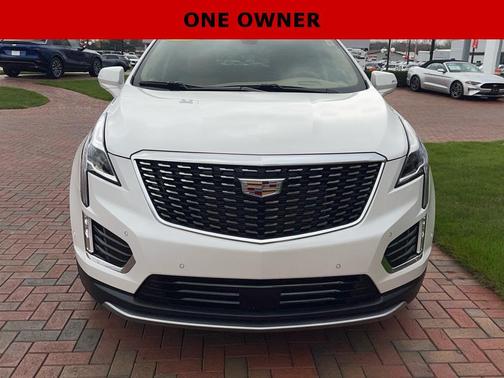 2022 Cadillac XT5 Premium Luxury