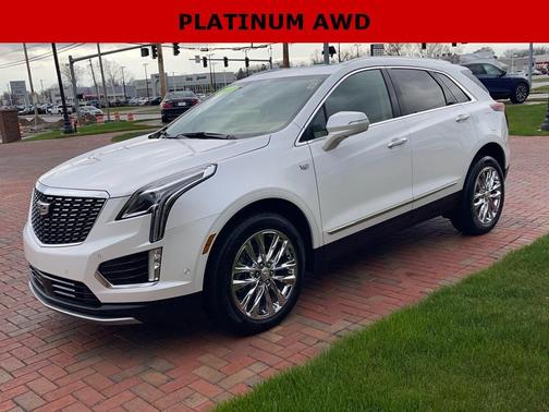2022 Cadillac XT5 Premium Luxury