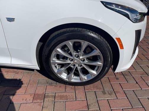 2022 Cadillac CT5 Premium Luxury AWD