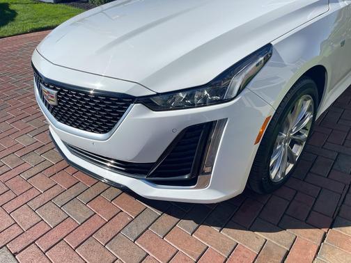 2022 Cadillac CT5 Premium Luxury AWD