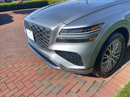 Savile Silver 2025 Genesis GV80 2.5T Standard