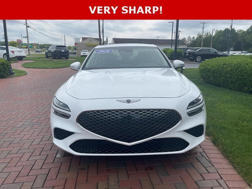 Alta White 2026 Genesis G70 2.5T