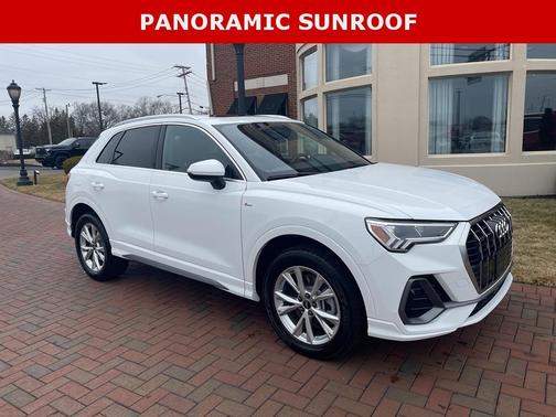 2025 Audi Q3 45 S line Premium