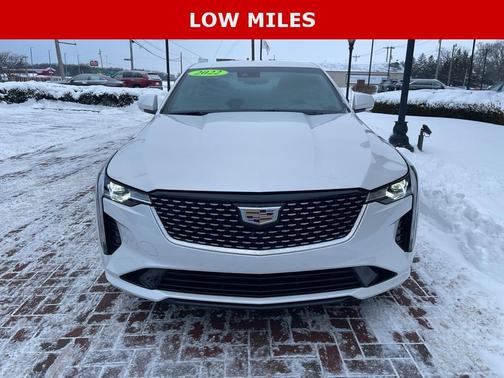2022 Cadillac CT4 Luxury