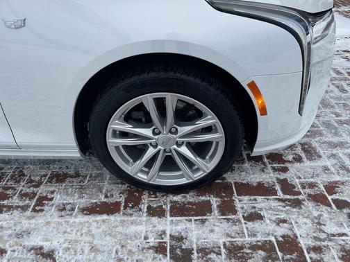 2022 Cadillac CT4 Luxury