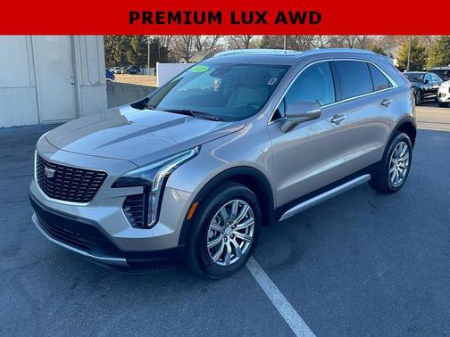 2022 Cadillac XT4 Premium Luxury