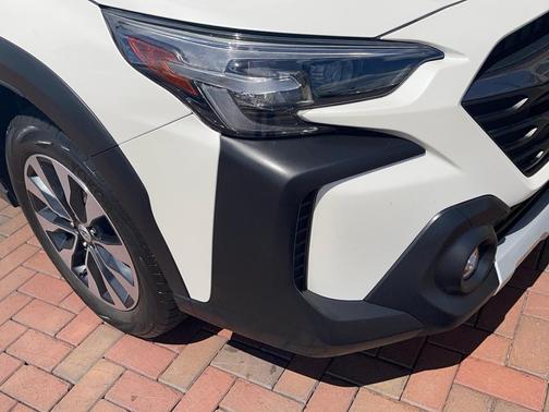 2023 Subaru Outback Touring