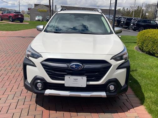 2023 Subaru Outback Touring