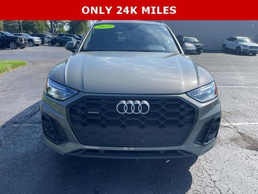 2025 Audi Q5 45 S line quattro Premium