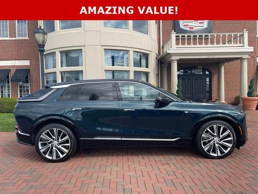 Emerald 2025 Cadillac LYRIQ Luxury