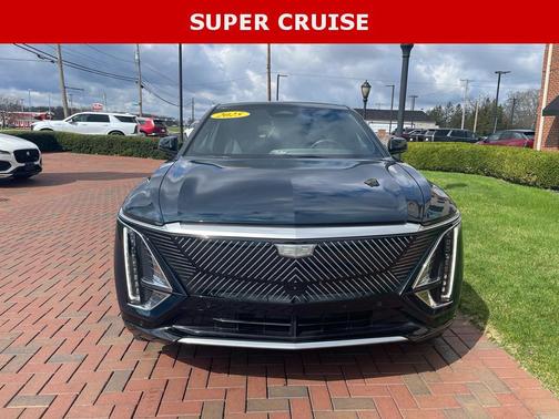 Emerald 2025 Cadillac LYRIQ Luxury