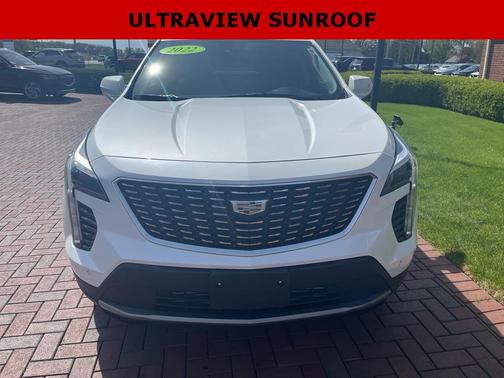 2022 Cadillac XT4 Premium Luxury