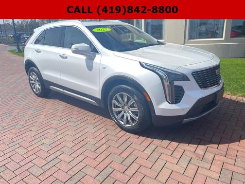 2022 Cadillac XT4 Premium Luxury