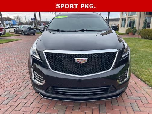 2023 Cadillac XT5 Sport