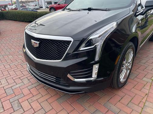2023 Cadillac XT5 Sport