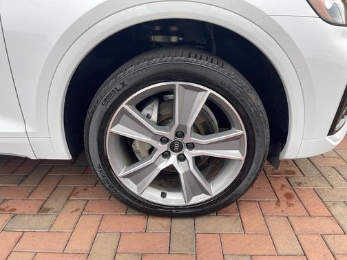 2025 Audi Q5 45 S line quattro Premium