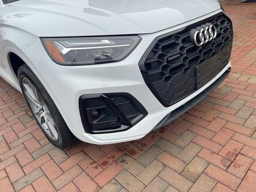 2025 Audi Q5 45 S line quattro Premium