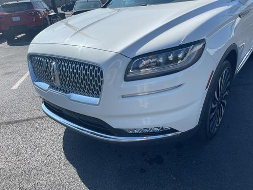 2021 Lincoln Nautilus Black Label