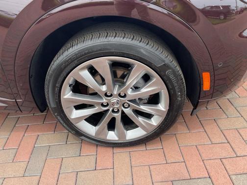 Rich Garnet Metallic 2023 Buick Envision Avenir