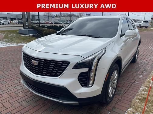 2023 Cadillac XT4 Premium Luxury
