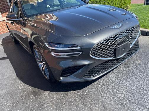 Makalu Gray 2024 Genesis G70 2.5T