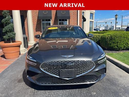 Makalu Gray 2024 Genesis G70 2.5T