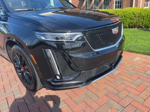 Stellar Black Metallic 2025 Cadillac XT6 Sport AWD