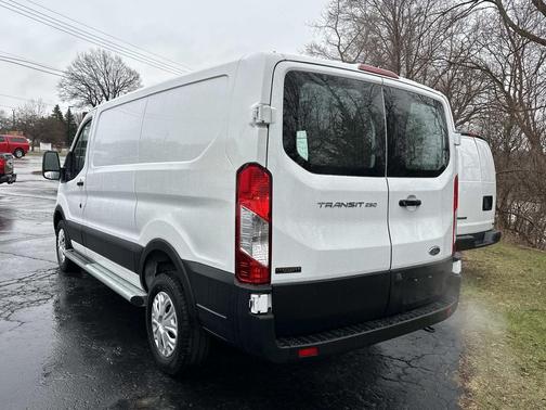 2024 Ford Transit-250 Base