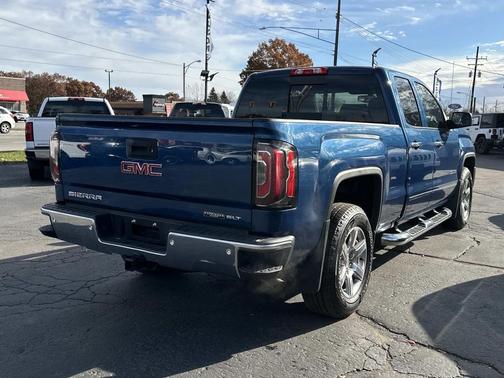 2017 GMC Sierra 1500 SLT