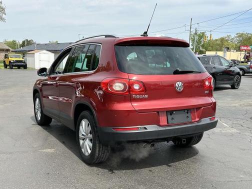 2011 Volkswagen Tiguan SE