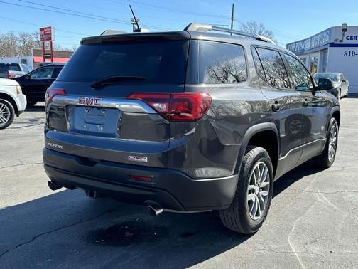 2017 GMC Acadia SLE-2