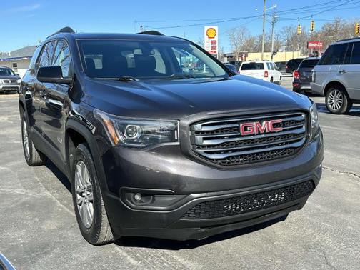 2017 GMC Acadia SLE-2