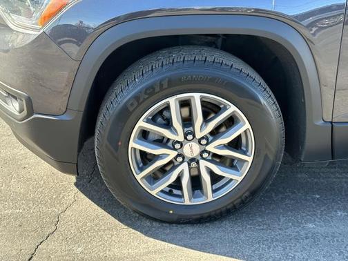 2017 GMC Acadia SLE-2