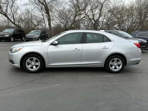 2015 Chevrolet Malibu 1LT
