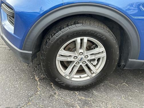 Atlas Blue Metallic 2020 Ford Explorer XLT