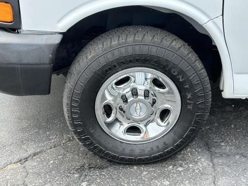 2020 Chevrolet Express 2500 RWD 2500 Extended Wheelbase WT