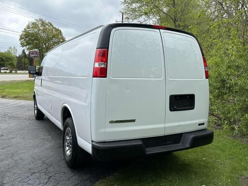 2020 Chevrolet Express 2500 RWD 2500 Extended Wheelbase WT