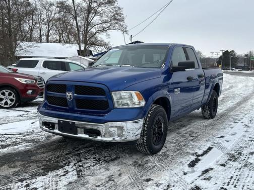 2017 RAM 1500 SLT