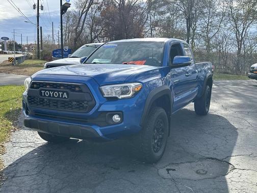 2017 Toyota Tacoma SR5